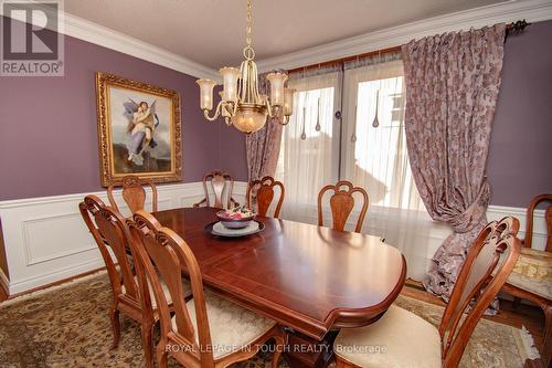 14 Marsh Harbour, Aurora, ON - Indoor Photo Showing Dining Room