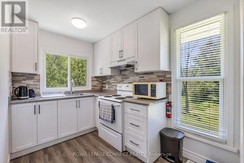 112922 Highway 7, Addington Highlands, ON - Indoor Photo Showing Kitchen