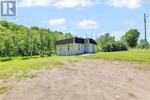 112922 Highway 7, Addington Highlands, ON - Outdoor