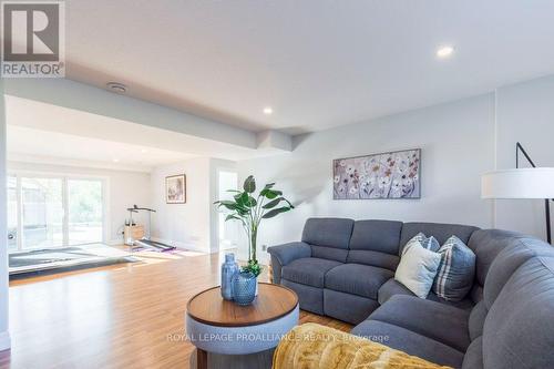 1647 Lakeside Drive, Prince Edward County (Ameliasburgh), ON - Indoor Photo Showing Living Room