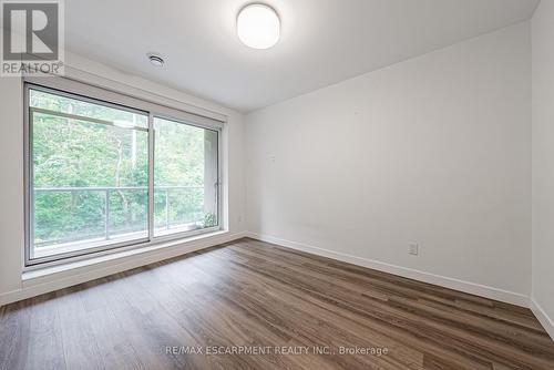 209 - 479 Charlton Avenue E, Hamilton, ON - Indoor Photo Showing Other Room