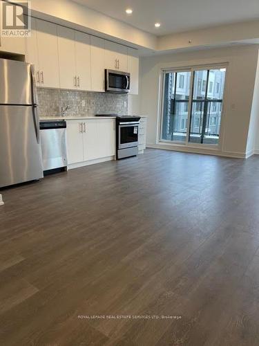 9 - 3483 Widdicombe Way, Mississauga, ON - Indoor Photo Showing Kitchen