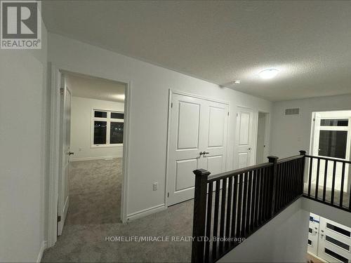 98 Keppel Circle, Brampton, ON - Indoor Photo Showing Other Room