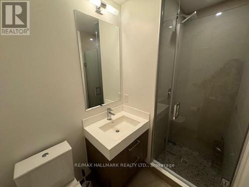 1205 - 1 Yorkville Avenue, Toronto, ON - Indoor Photo Showing Bathroom