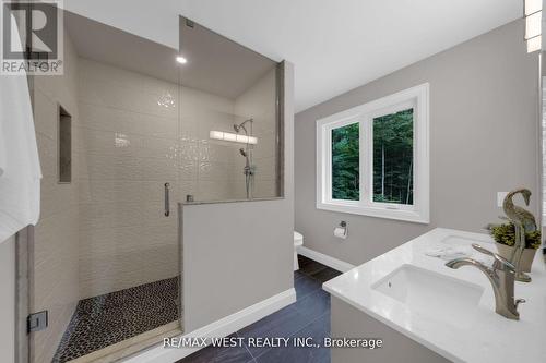 7 Loftus Road, Springwater, ON - Indoor Photo Showing Bathroom