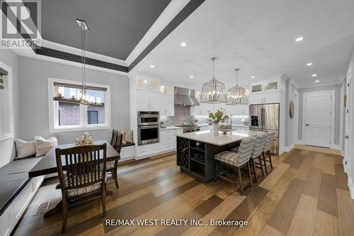 7 Loftus Road, Springwater, ON - Indoor Photo Showing Dining Room