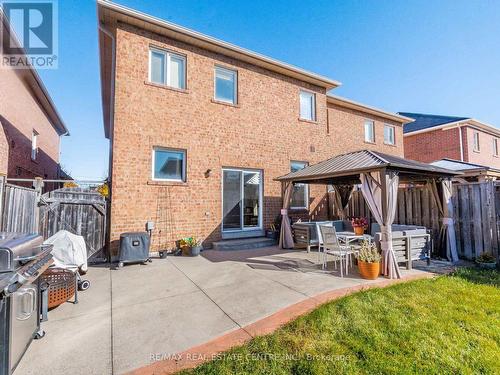 605 Courtney Valley Road E, Mississauga, ON - Outdoor With Exterior