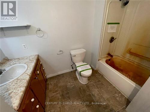 4722 Windfall Road, South Stormont, ON - Indoor Photo Showing Bathroom