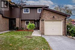 106 - 2301 CAVENDISH DRIVE  Burlington, ON L7P 3M3