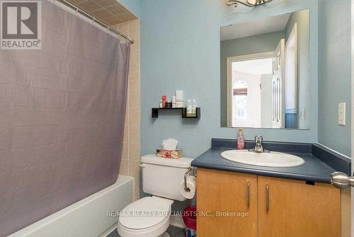 10 Forsyth Crescent, Halton Hills, ON - Indoor Photo Showing Bathroom