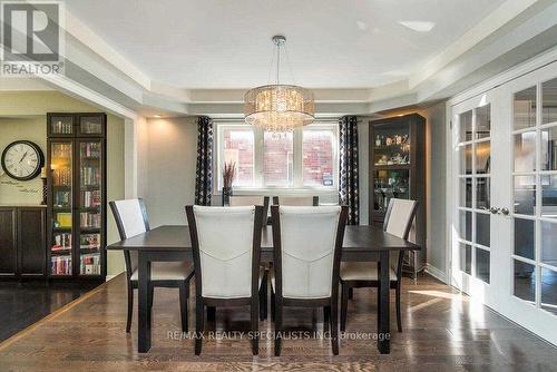 10 Forsyth Crescent, Halton Hills, ON - Indoor Photo Showing Dining Room