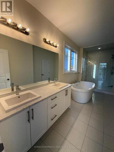 162 Country Club Drive, Loyalist, ON - Indoor Photo Showing Bathroom