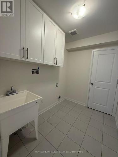 162 Country Club Drive, Loyalist, ON - Indoor Photo Showing Other Room