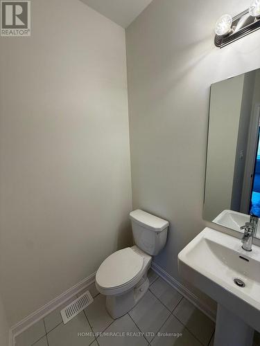 162 Country Club Drive, Loyalist, ON - Indoor Photo Showing Bathroom