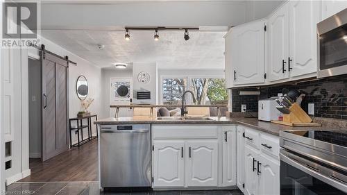 503 Norfolk Street S, Simcoe, ON - Indoor Photo Showing Kitchen With Double Sink