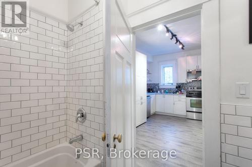 Main - 357 Roehampton Avenue, Toronto, ON - Indoor Photo Showing Bathroom