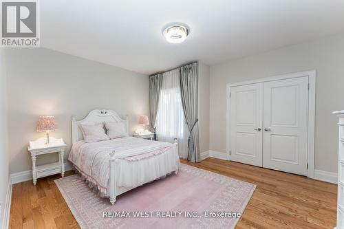 26 Winterlude Court, Vaughan, ON - Indoor Photo Showing Bedroom