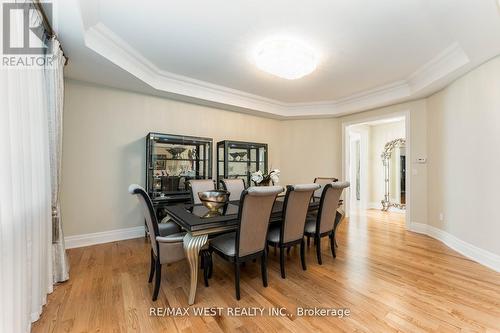 26 Winterlude Court, Vaughan, ON - Indoor Photo Showing Dining Room