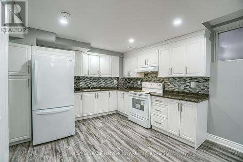 Bsmnt - 16 Drinkwater Road, Brampton, ON - Indoor Photo Showing Kitchen