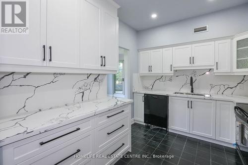 117 - 8111 Forest Glen Drive, Niagara Falls, ON - Indoor Photo Showing Kitchen