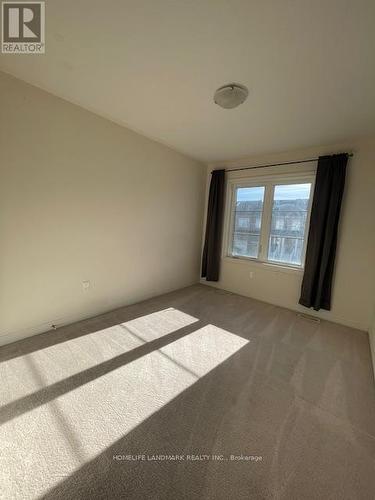 31 Talence Drive, Hamilton, ON - Indoor Photo Showing Other Room