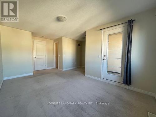 31 Talence Drive, Hamilton, ON - Indoor Photo Showing Other Room