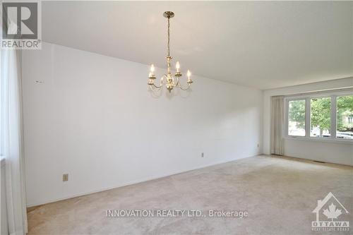 11 Tanner Crescent, Ottawa, ON - Indoor Photo Showing Other Room