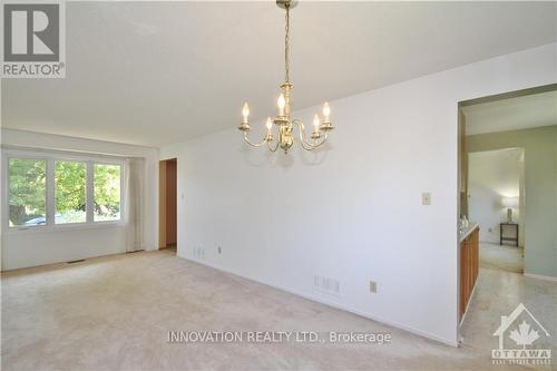 11 Tanner Crescent, Ottawa, ON - Indoor Photo Showing Other Room