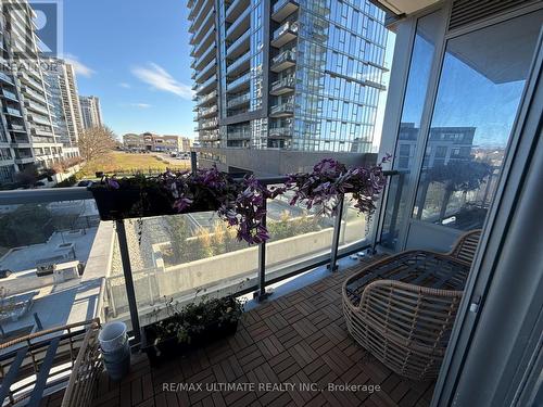 10 Gatineau Drive, Vaughan, ON - Outdoor With Balcony