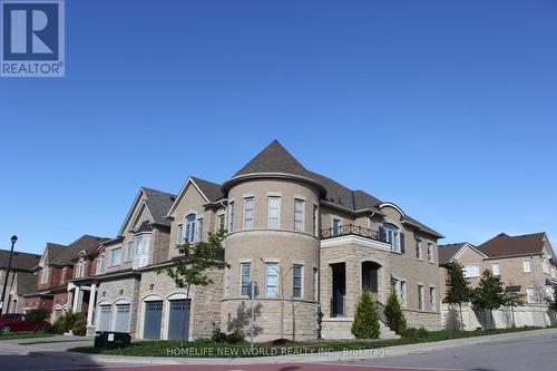 50 Meadowsweet Lane, Richmond Hill, ON - Outdoor With Facade