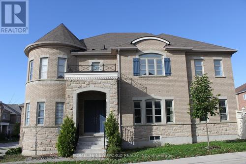 50 Meadowsweet Lane, Richmond Hill, ON - Outdoor With Facade