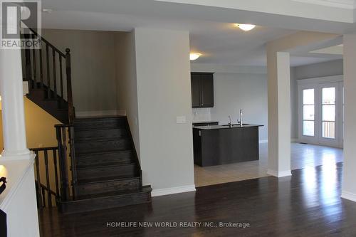 50 Meadowsweet Lane, Richmond Hill, ON - Indoor Photo Showing Other Room