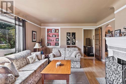 2337 Rossini, Windsor, ON - Indoor Photo Showing Living Room With Fireplace