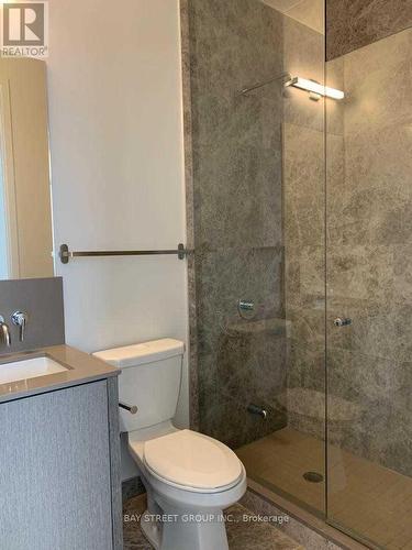 7310 - 88 Harbour Street, Toronto, ON - Indoor Photo Showing Bathroom