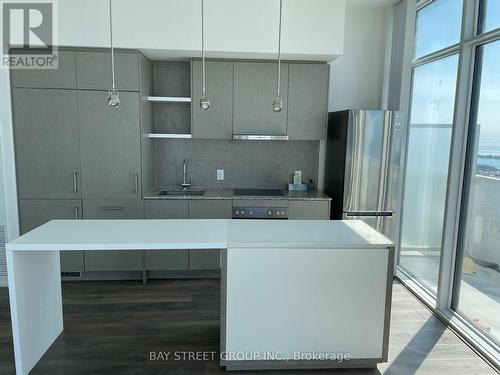 7310 - 88 Harbour Street, Toronto, ON - Indoor Photo Showing Kitchen With Upgraded Kitchen