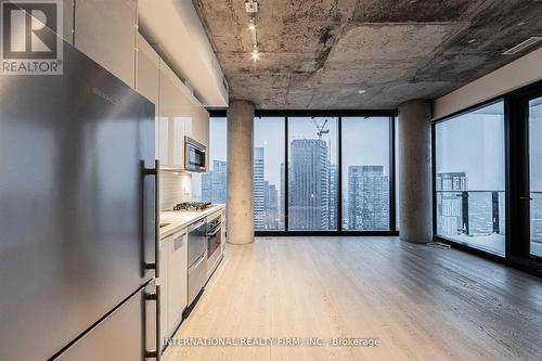 3801 - 224 King Street W, Toronto, ON - Indoor Photo Showing Kitchen