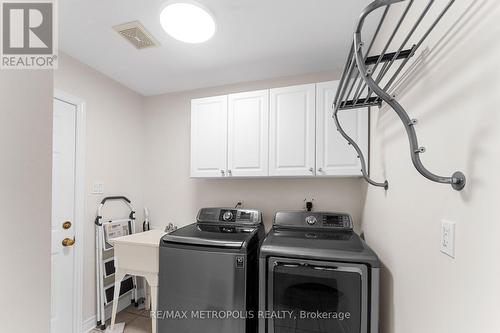 20 Christephen Crescent, Richmond Hill, ON - Indoor Photo Showing Laundry Room