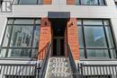 1214 - 8 David Eyer Road, Richmond Hill, ON  - Outdoor 