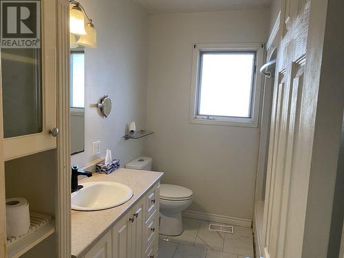 174 Cloverbrae Crescent, North Bay, ON - Indoor Photo Showing Bathroom