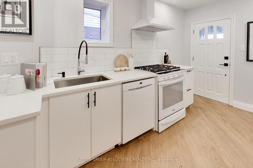 14 Livingstone Avenue, Toronto, ON - Indoor Photo Showing Kitchen