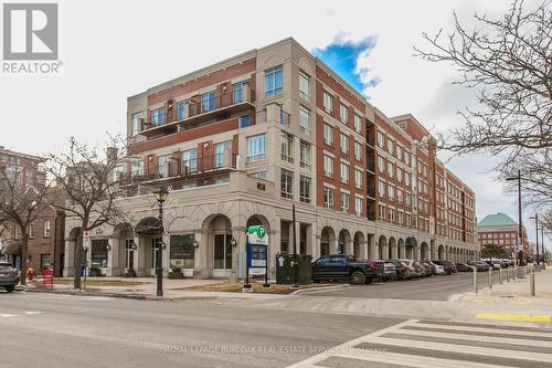 311 - 430 Pearl Street, Burlington, ON - Outdoor With Balcony With Facade