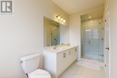 1434 National Cmn, Burlington, ON - Indoor Photo Showing Bathroom