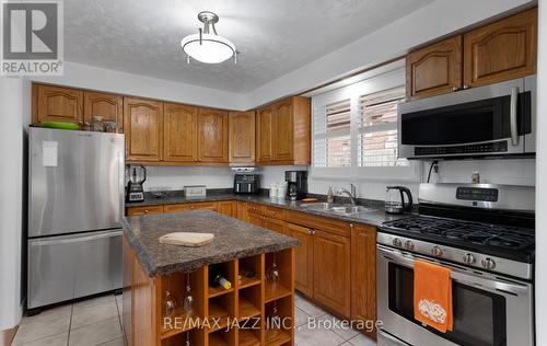 296 Inverness Drive, Oshawa (Mclaughlin), ON - Indoor Photo Showing Kitchen With Double Sink