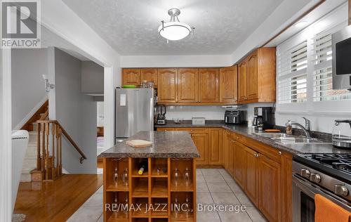 296 Inverness Drive, Oshawa (Mclaughlin), ON - Indoor Photo Showing Kitchen With Double Sink