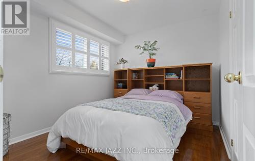 296 Inverness Drive, Oshawa (Mclaughlin), ON - Indoor Photo Showing Bedroom