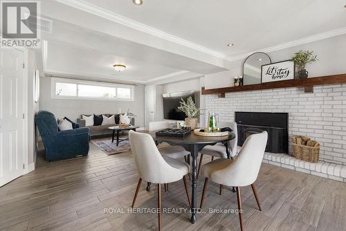 1029 Eldon Road, Kawartha Lakes (Oakwood), ON - Indoor Photo Showing Dining Room