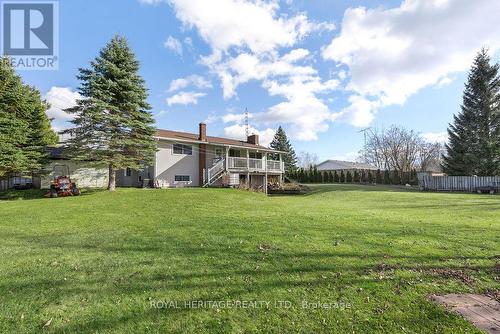 1029 Eldon Road, Kawartha Lakes (Oakwood), ON - Outdoor