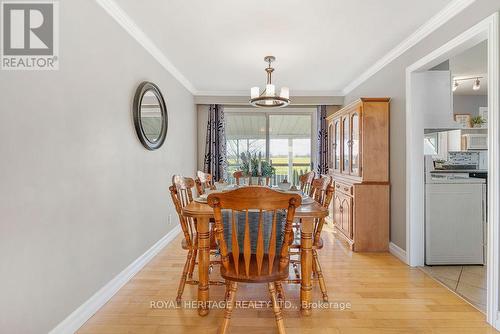 1029 Eldon Road, Kawartha Lakes (Oakwood), ON - Indoor Photo Showing Dining Room