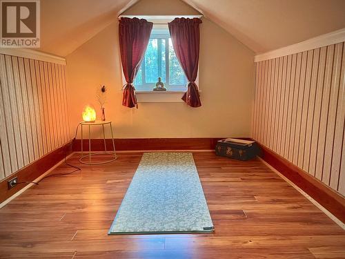 845 Wallinger Avenue, Kimberley, BC - Indoor Photo Showing Other Room