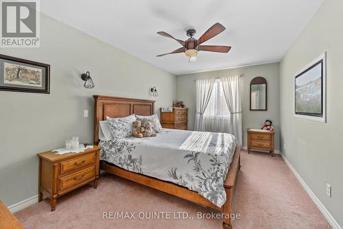 40 Sarah Court, Belleville, ON - Indoor Photo Showing Bedroom